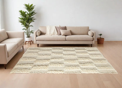 Ivory Wool Geometric Hand Woven Rug - 6' x 9'