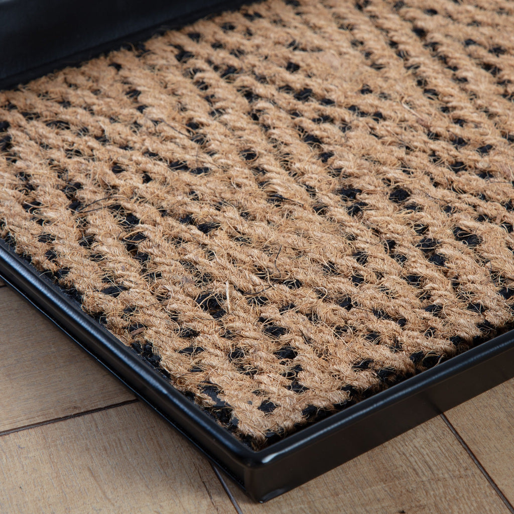 Natural and Recycled Rubber Boot Tray with Tan and Black Coir