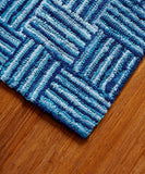 Rippled Quilt Cotton Rug Weave Close Up View